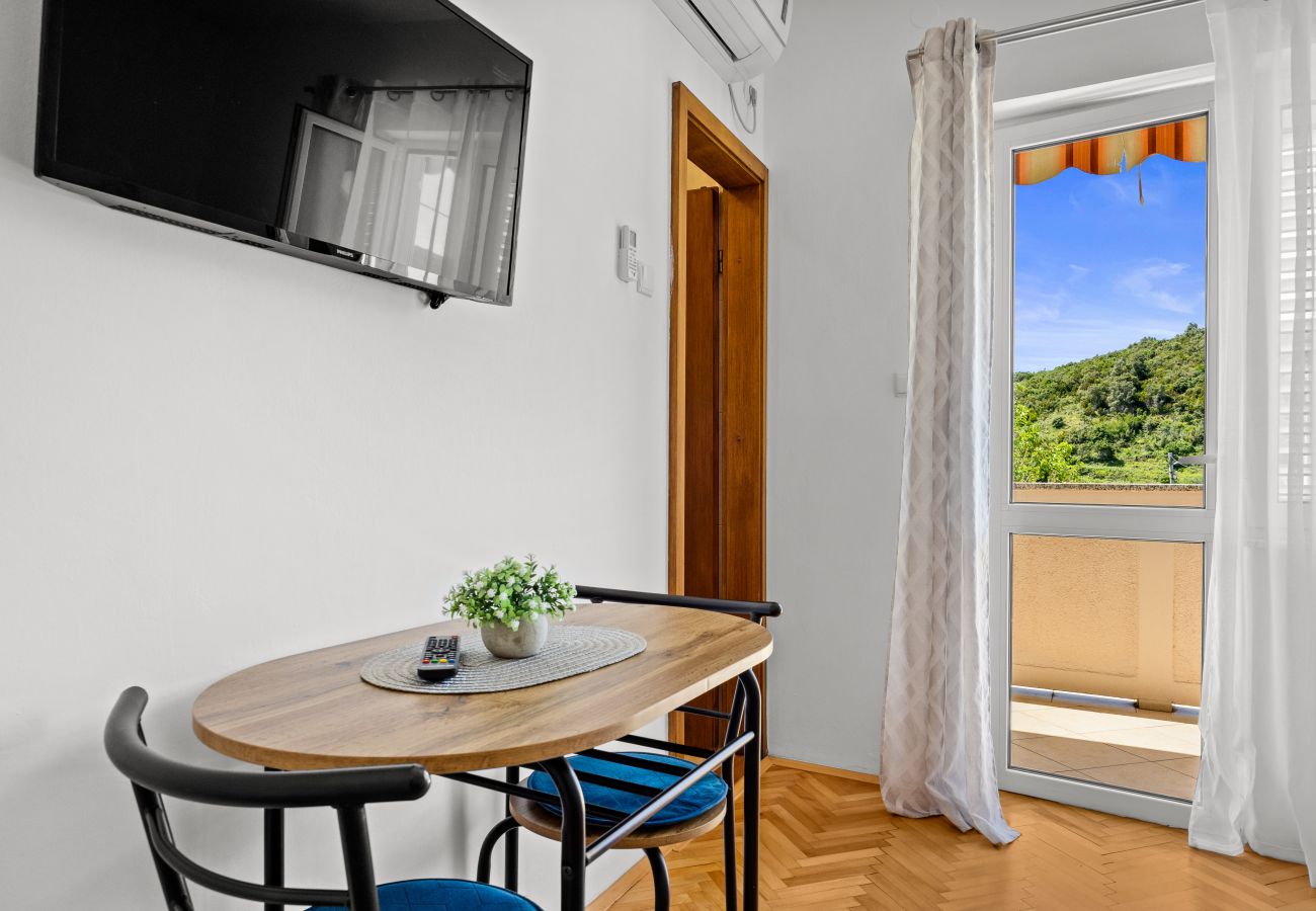 Ferienwohnung in Supetarska Draga - Apartment Nikolina 4 mit Meerblick