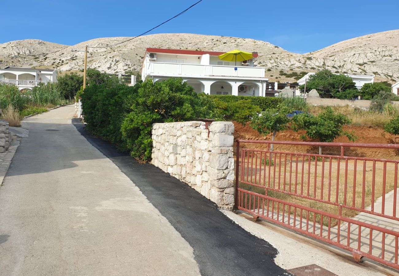 Ferienwohnung in Pag - Apartments Volarić - Meerblick A1