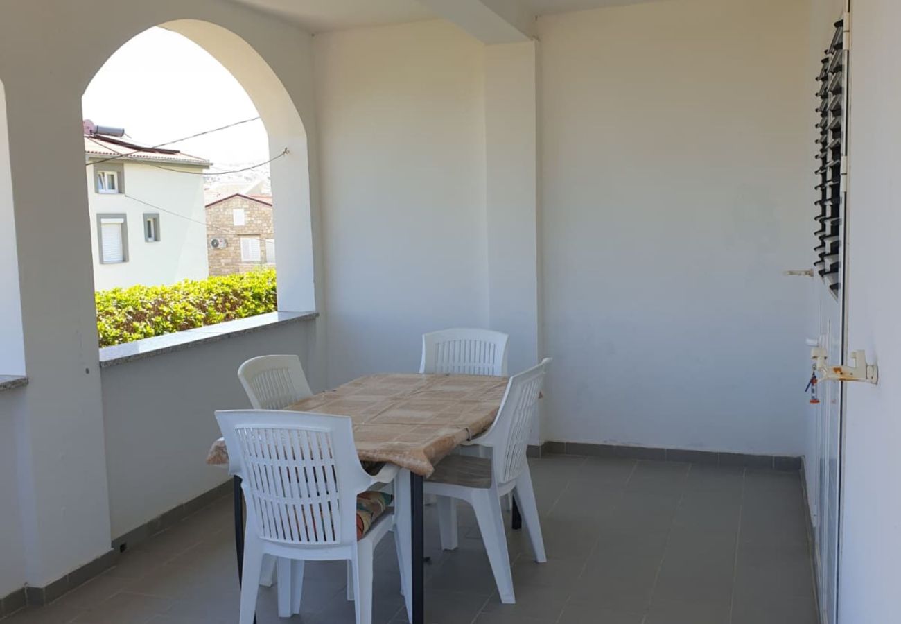 Ferienwohnung in Pag - Apartments Volarić - Meerblick A1