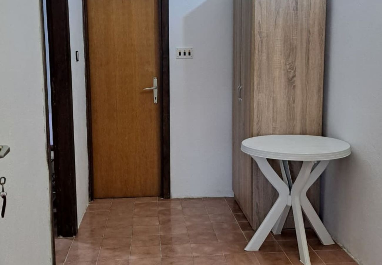 Ferienwohnung in Pag - Apartments Volarić - Meerblick A1