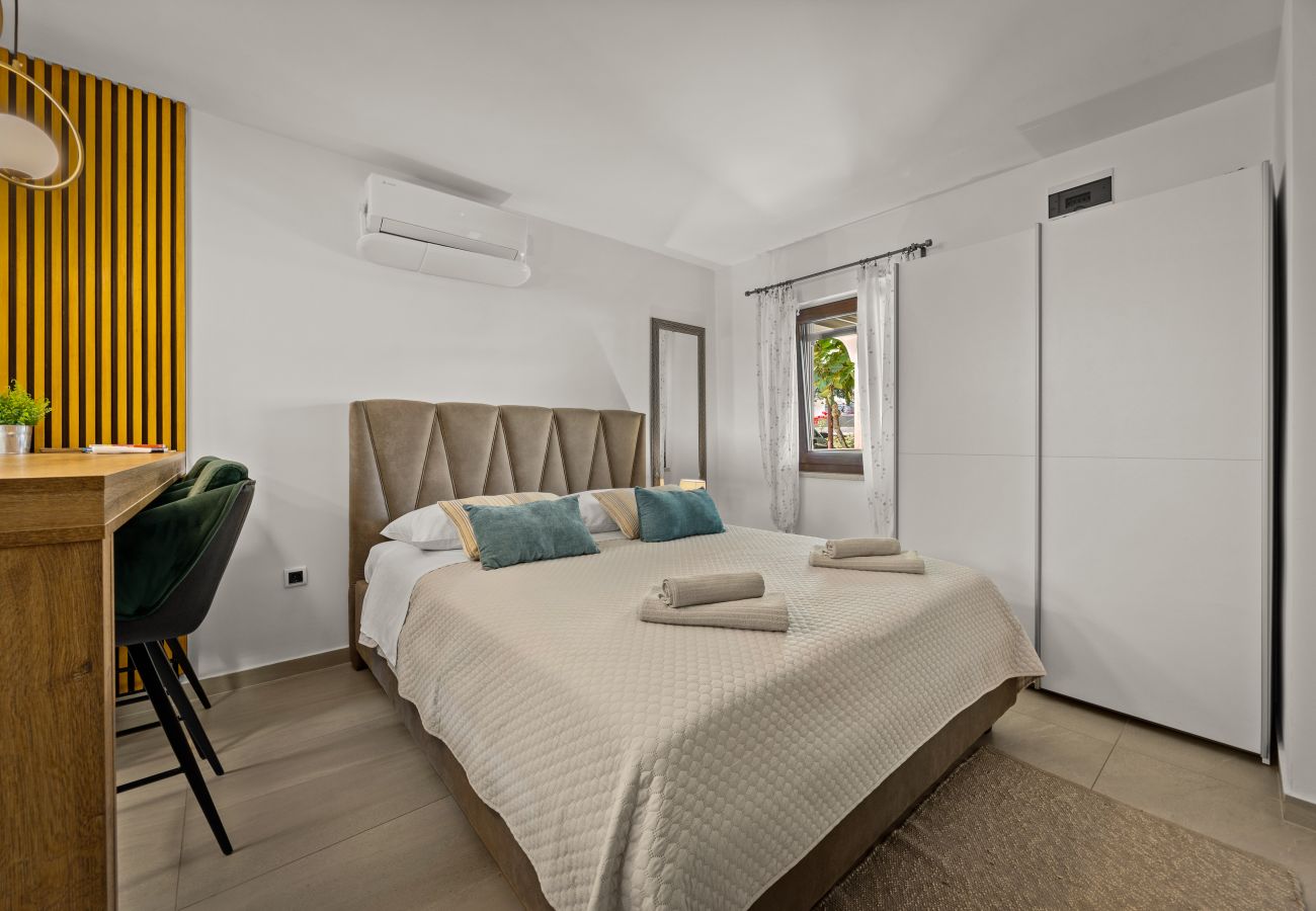 Studio in Funtana - Sea Breeze Funtana Studio Apartment A10