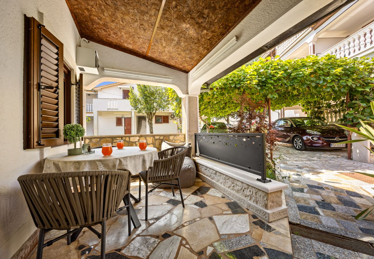 Studio in Funtana - Sea Breeze Funtana Studio Apartment A10