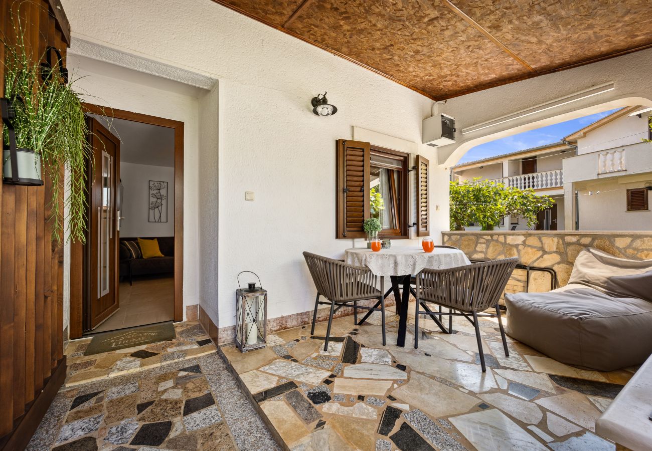 Studio in Funtana - Sea Breeze Funtana Studio Apartment A10