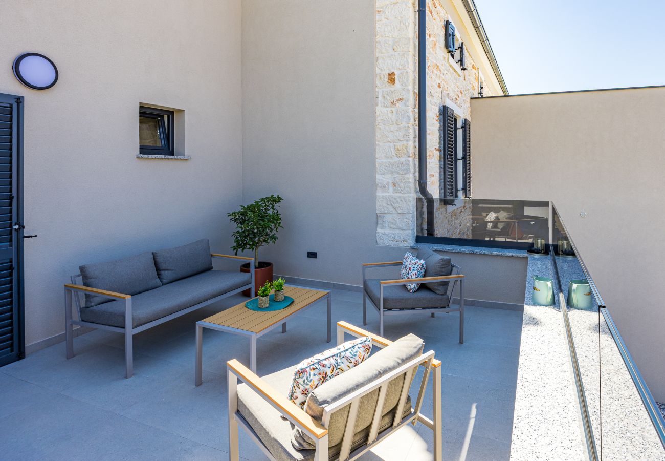 Ferienhaus in Valbandon - Adriatische Oase - Stara Hiza
