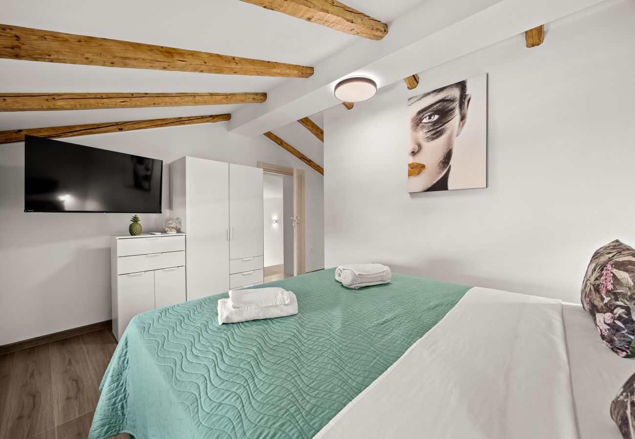 Ferienhaus in Valbandon - Adriatische Oase - Stara Hiza
