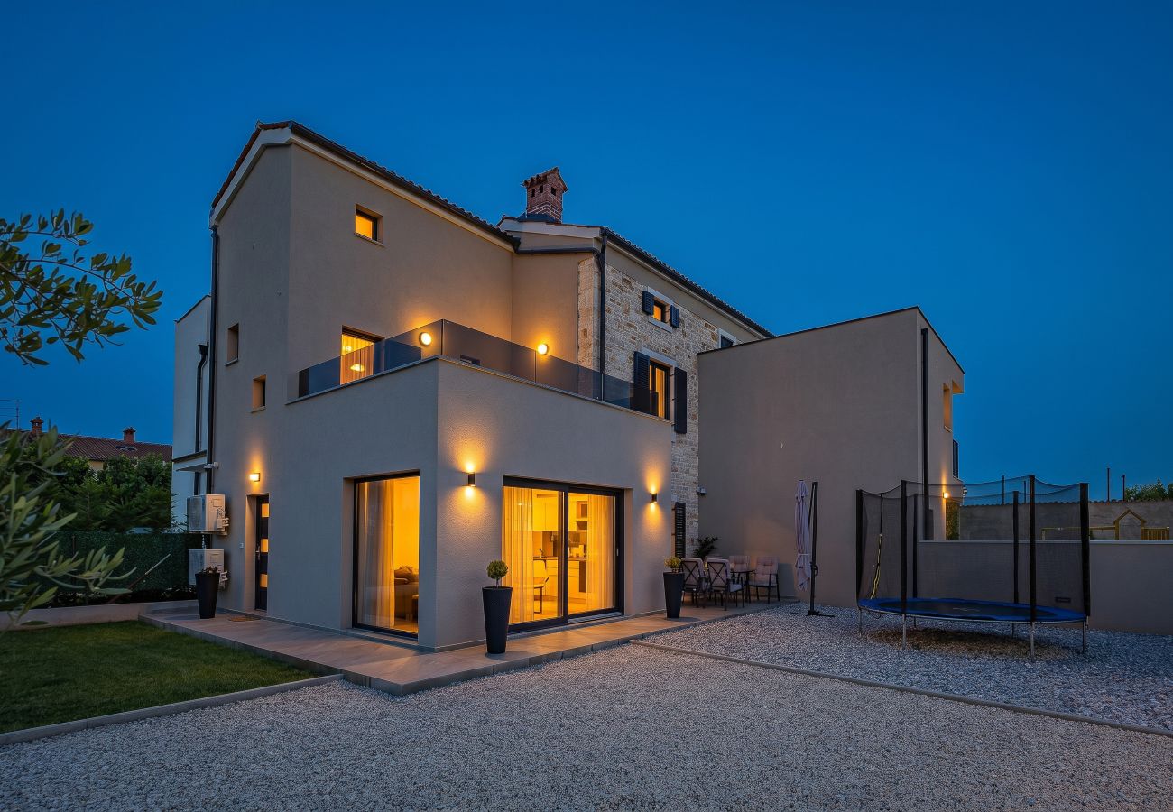 Ferienhaus in Valbandon - Adriatische Oase - Stara Hiza