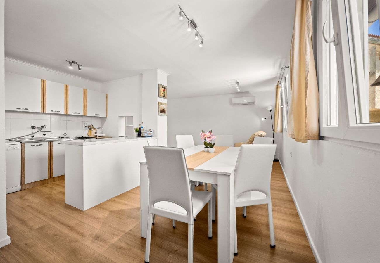 Ferienwohnung in Ližnjan - Pool-Apartment Franko 1 - Gemeinschaftspool