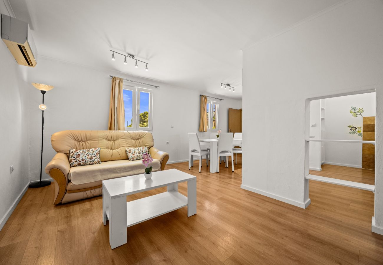 Ferienwohnung in Ližnjan - Pool-Apartment Franko 1 - Gemeinschaftspool