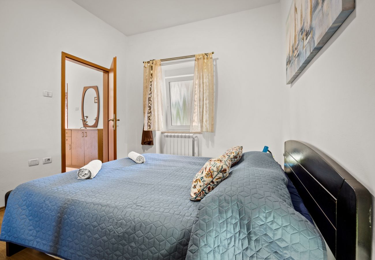 Ferienwohnung in Ližnjan - Pool-Apartment Franko 1 - Gemeinschaftspool