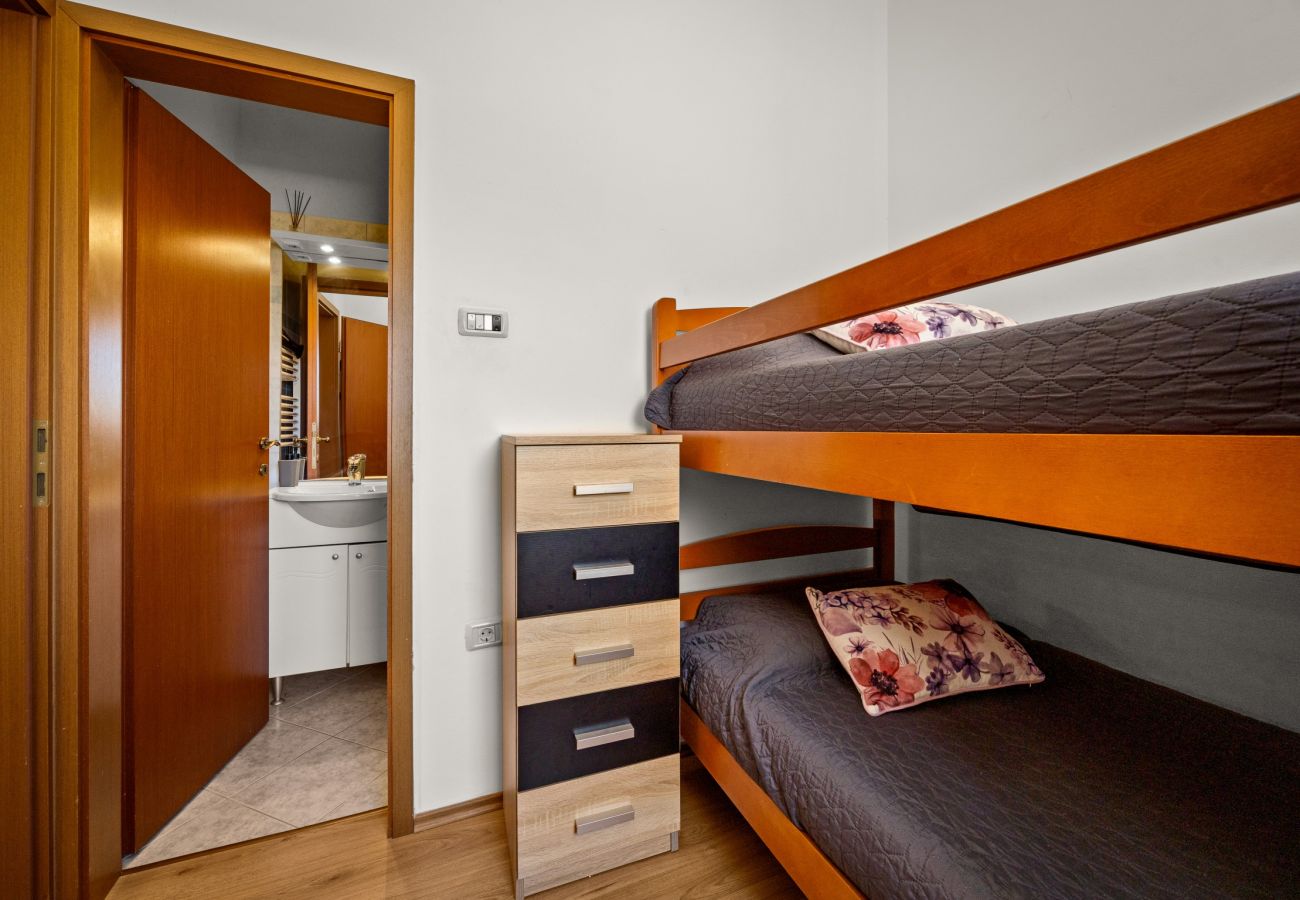 Ferienwohnung in Ližnjan - Pool-Apartment Franko 1 - Gemeinschaftspool