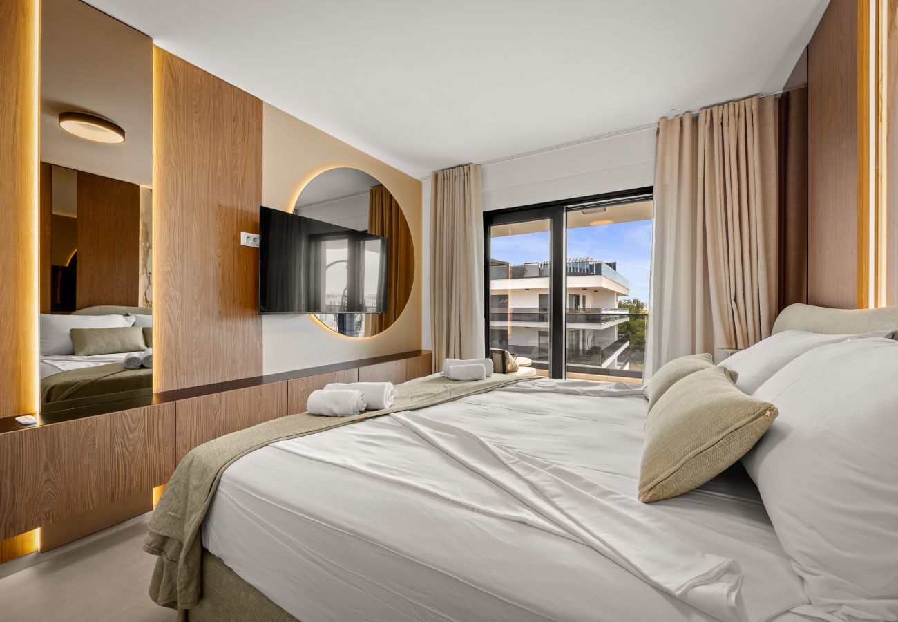 Ferienwohnung in Zadar - Olive Luxe Penthouse mit Jacuzzi und Meerblick