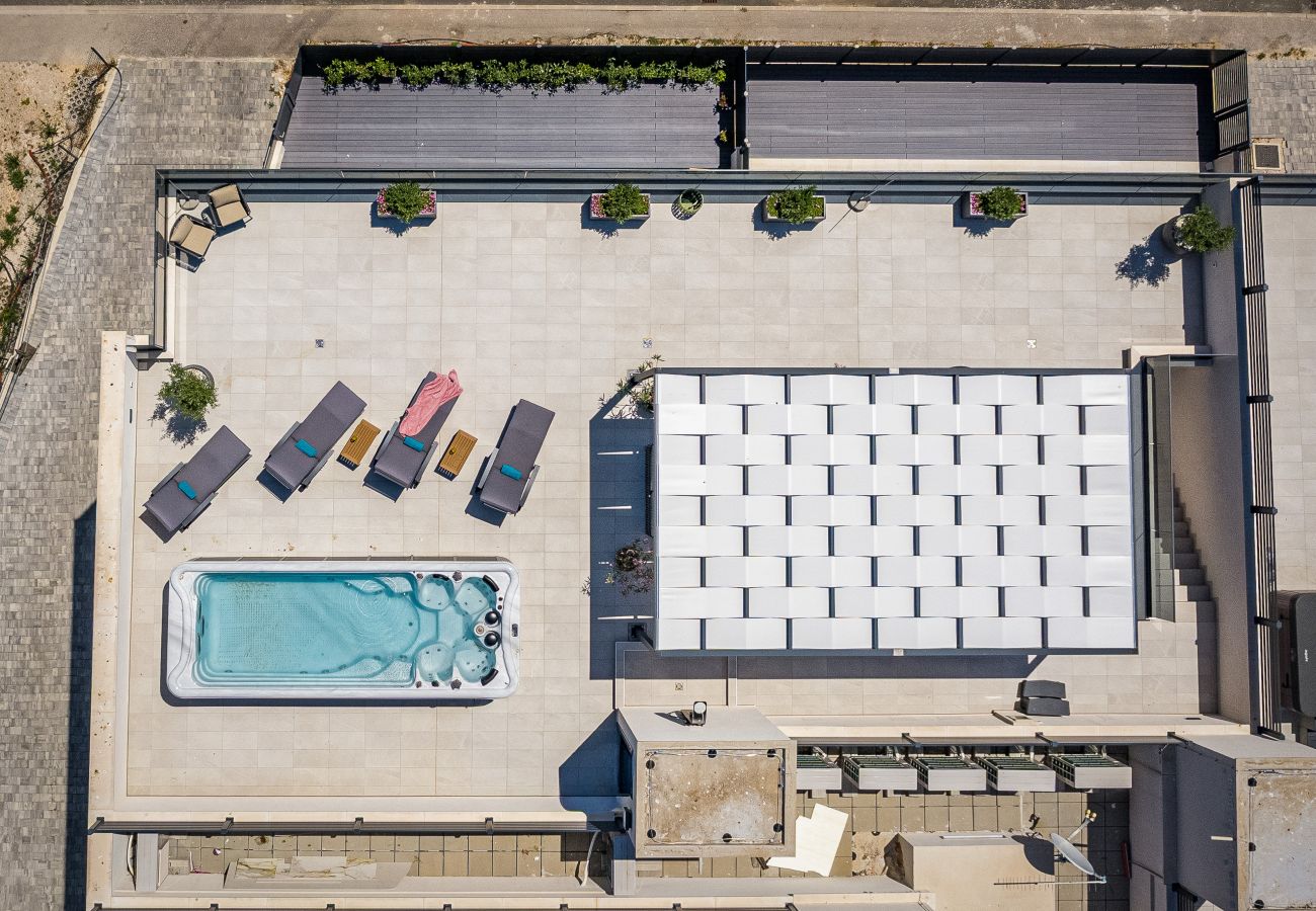 Ferienwohnung in Zadar - Olive Luxe Penthouse mit Jacuzzi und Meerblick