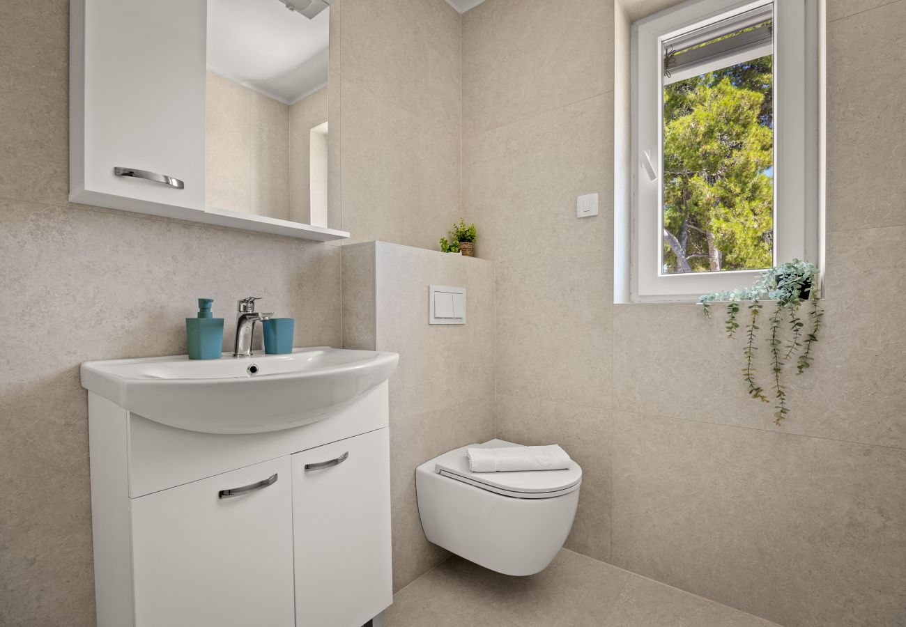 Studio in Petrcane - Villa Nela am Strand - Studio-Apartment 22