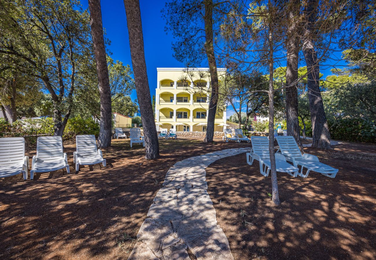 Studio in Petrcane - Villa Nela am Strand - Studio-Apartment 12