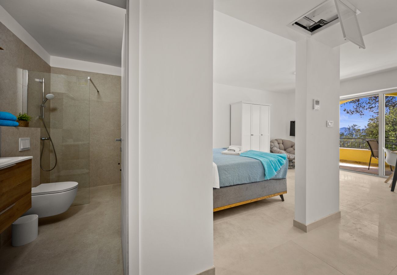 Studio in Petrcane - Villa Nela am Strand - Studio-Apartment 12