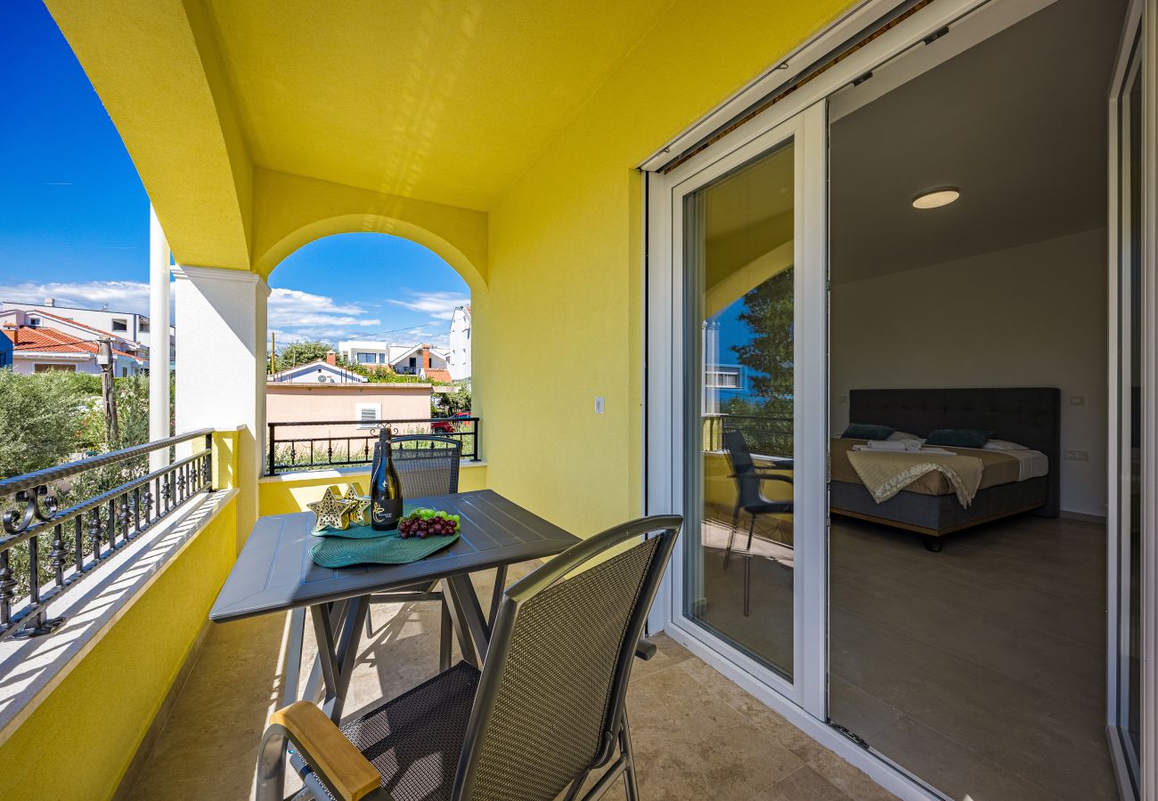 Studio in Petrcane - Villa Nela am Strand - Studio-Apartment 24