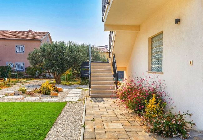 House in Galižana - Private Heated Pool, Sport Fields - Villa Sunshine House in Galižana - Private Heated Pool, Sport Fields - Villa Sunshine