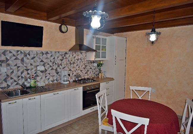 Apartment in Pula - Apartment Denis with Terrace & Lovely Garden  Apartment in Pula - Apartment Denis with Terrace & Lovely Garden