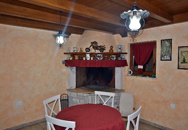 Apartment in Pula - Apartment Denis with Terrace & Lovely Garden  Apartment in Pula - Apartment Denis with Terrace & Lovely Garden