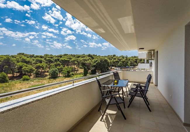 Apartment in Premantura - Villa Frida - Apartment Lavender with Balcony Apartment in Premantura - Villa Frida - Apartment Lavender with Balcony