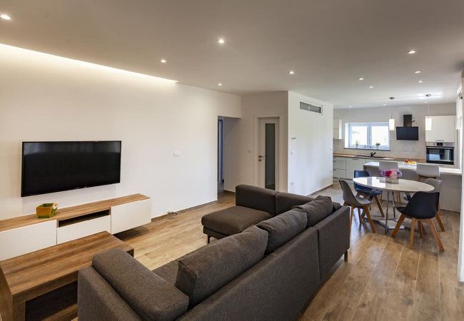 Apartment in Fažana - Modern Three Bedroom Apartment - Flowers B Apartment in Fažana - Modern Three Bedroom Apartment - Flowers B