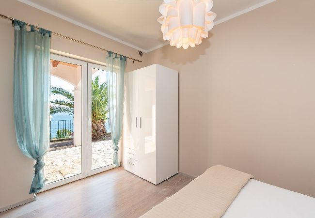 House in Ravni - Wonderful Sea View - Holiday Home Alis House in Ravni - Wonderful Sea View - Holiday Home Alis