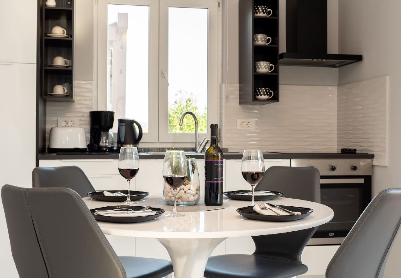 House in Ravni - Wonderful Sea View - Holiday Home Alis
