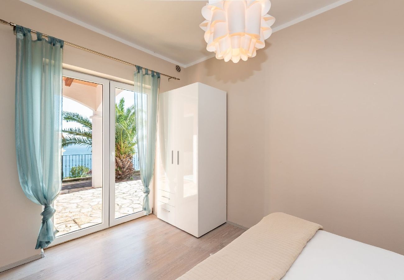 House in Ravni - Wonderful Sea View - Holiday Home Alis