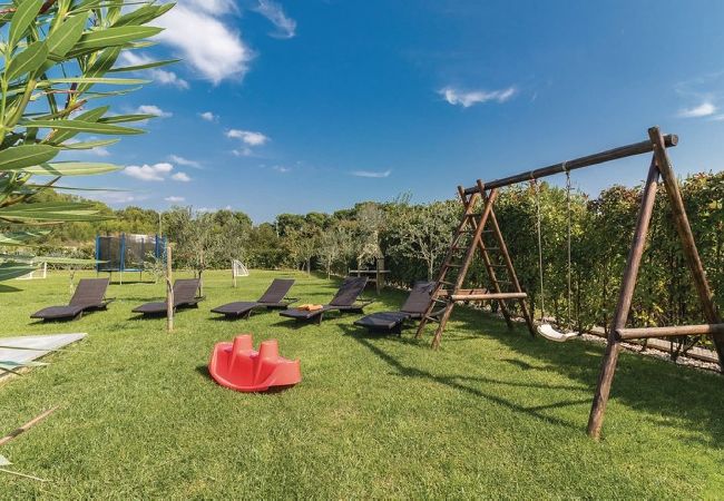 Villa in Pula - Villa Relax - Pool, Sauna, Gym, Jacuzzi, Games Villa in Pula - Villa Relax - Pool, Sauna, Gym, Jacuzzi, Games