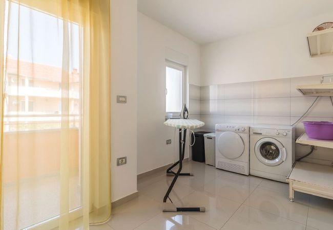 Villa in Pula - Villa Relax - Pool, Sauna, Gym, Jacuzzi, Games Villa in Pula - Villa Relax - Pool, Sauna, Gym, Jacuzzi, Games