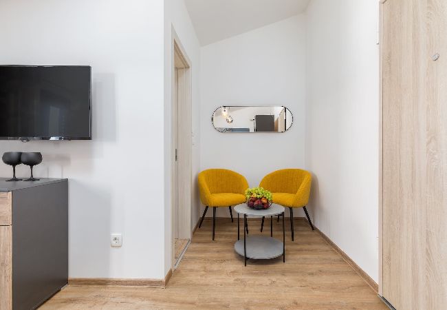 Rent by room in Fažana - Marceta Double Room - Pool and Big Garden Rent by room in Fažana - Marceta Double Room - Pool and Big Garden
