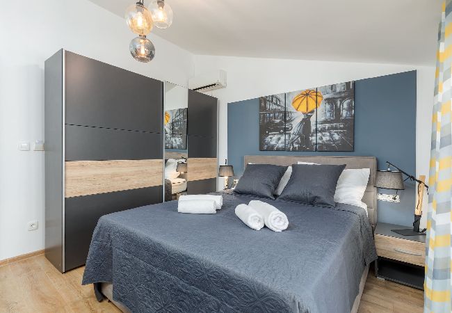 Rent by room in Fažana - Marceta Double Room - Pool and Big Garden Rent by room in Fažana - Marceta Double Room - Pool and Big Garden