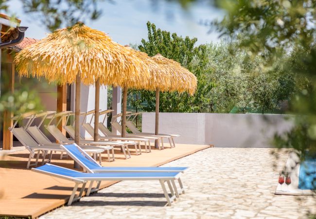 Rent by room in Fažana - Marceta Double Room - Pool and Big Garden Rent by room in Fažana - Marceta Double Room - Pool and Big Garden