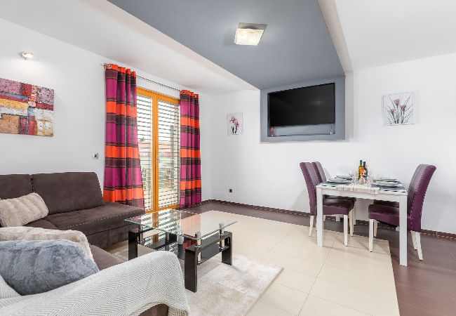 Villa in Medulin - Villa Gigetto with Private Pool and Big Garden  Villa in Medulin - Villa Gigetto with Private Pool and Big Garden