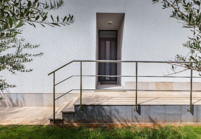 Villa in Medulin - Villa Gigetto with Private Pool and Big Garden  Villa in Medulin - Villa Gigetto with Private Pool and Big Garden