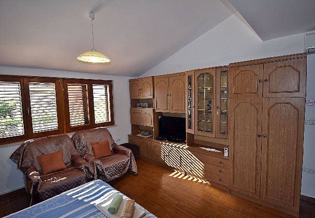 Apartment in Pula - Gortan Cove - 100 m from the Beach - Mare A3 Apartment in Pula - Gortan Cove - 100 m from the Beach - Mare A3