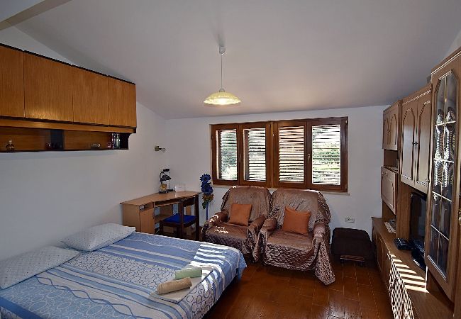 Apartment in Pula - Gortan Cove - 100 m from the Beach - Mare A3 Apartment in Pula - Gortan Cove - 100 m from the Beach - Mare A3