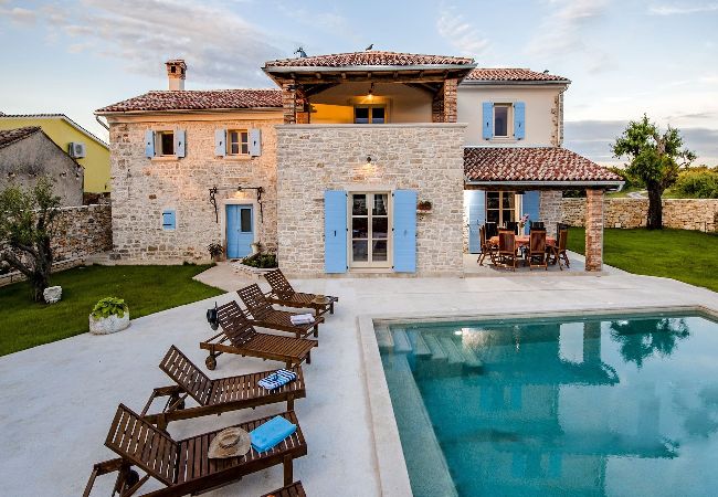 Villa in Krmed - Villa Tomani - Pool, Jacuzzi, Sport Courts Villa in Krmed - Villa Tomani - Pool, Jacuzzi, Sport Courts