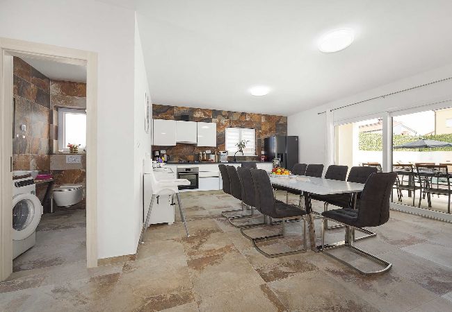 Villa in Pula - Villa Nur Amela - Pool, Jacuzzi, Darts Villa in Pula - Villa Nur Amela - Pool, Jacuzzi, Darts