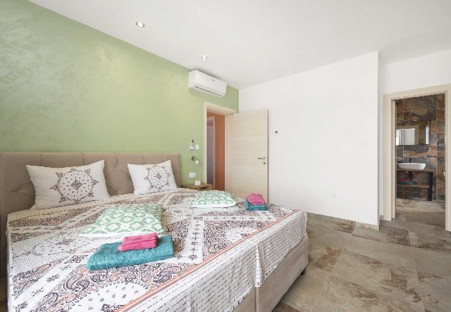 Villa in Pula - Villa Nur Amela - Pool, Jacuzzi, Darts Villa in Pula - Villa Nur Amela - Pool, Jacuzzi, Darts