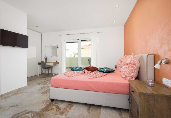 Villa in Pula - Villa Nur Amela - Pool, Jacuzzi, Darts Villa in Pula - Villa Nur Amela - Pool, Jacuzzi, Darts