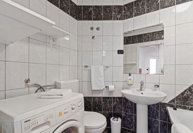Apartment in Vintijan - Villa Vintiana - Shared Pool, 2 Bedrooms Apartment in Vintijan - Villa Vintiana - Shared Pool, 2 Bedrooms