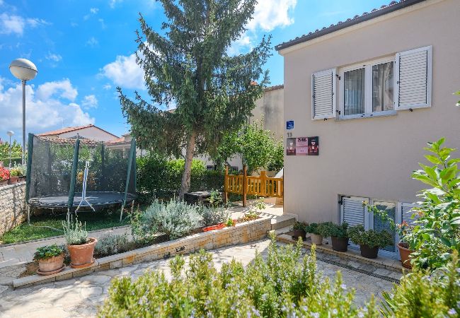 Villa in Pula - Villa Monte Magno with Private Pool  Villa in Pula - Villa Monte Magno with Private Pool