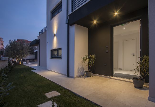 Villa in Premantura - Villa M with Heated Pool & EV Charger  Villa in Premantura - Villa M with Heated Pool & EV Charger