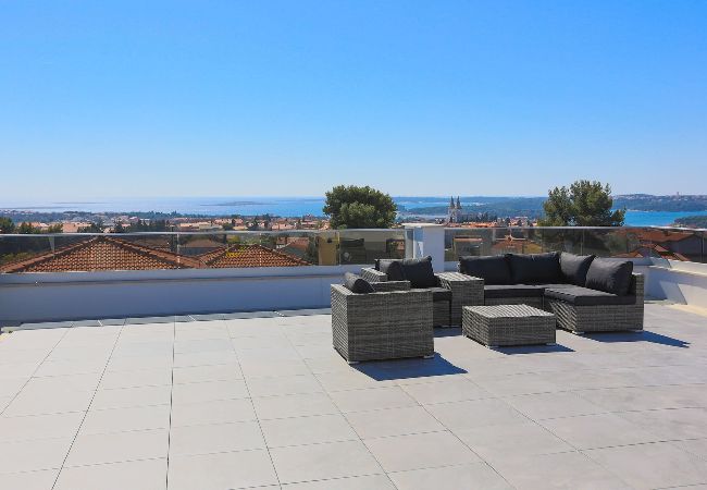 Villa in Ližnjan - Villa Histra with Swimming Pool and Sea View Villa in Ližnjan - Villa Histra with Swimming Pool and Sea View