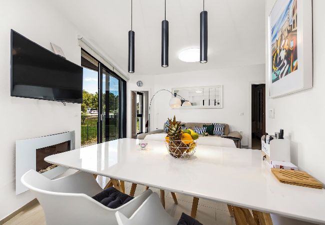 Apartment in Medulin - Medulin Beach Apartment with Sea View   Apartment in Medulin - Medulin Beach Apartment with Sea View