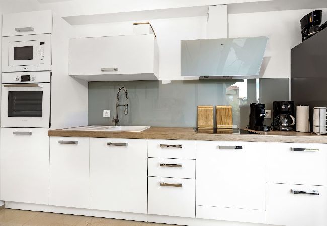 Apartment in Medulin - Medulin Beach Apartment with Sea View   Apartment in Medulin - Medulin Beach Apartment with Sea View