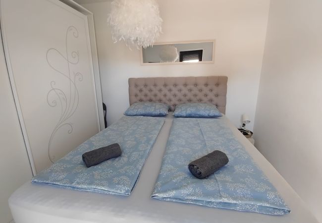 Apartment in Medulin - Medulin Beach Apartment with Sea View   Apartment in Medulin - Medulin Beach Apartment with Sea View