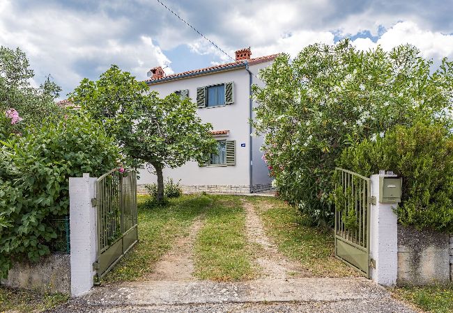 Apartment in Rakalj - Relaxation in the Nature - Shabby Chic - Jano Apartment in Rakalj - Relaxation in the Nature - Shabby Chic - Jano