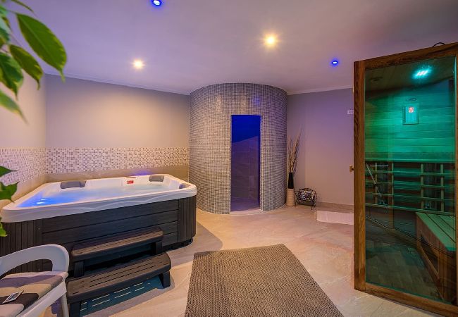 Apartment in Drenje - Relaxing Summer Apartment - Pool, Sauna, Jacuzzi 4 Apartment in Drenje - Relaxing Summer Apartment - Pool, Sauna, Jacuzzi 4